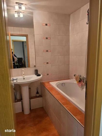 Garsonieră decomandată în Rahova