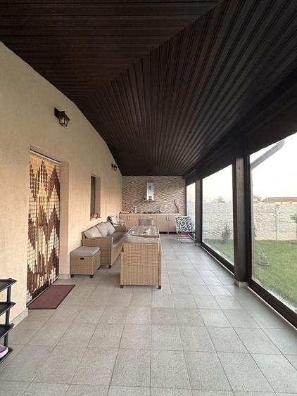 Casă cu 4 camere cu Teren 800 Mp în Strejnicu