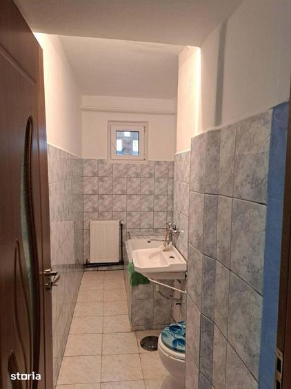 Apartament cu 2 camere semidecomandat în Micro 15