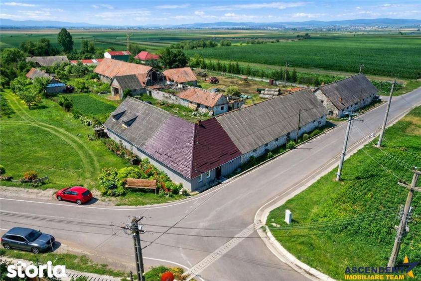 Casă cu 5 camere cu Teren 1170 Mp în Ghidfalău