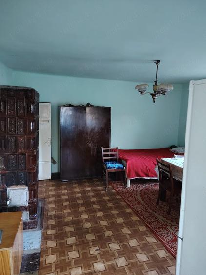 Casă cu Teren 3300 Mp în Chergheș