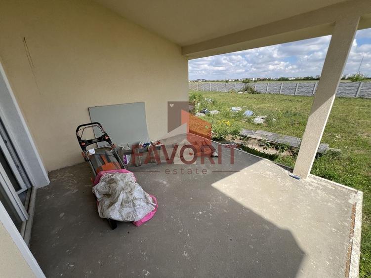 Duplex cu 4 camere cu Canalizare în Giroc