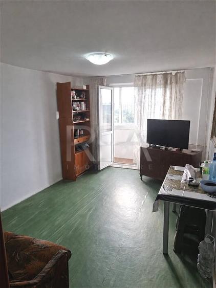 Apartament cu 2 camere decomandat, mobilat în Titan