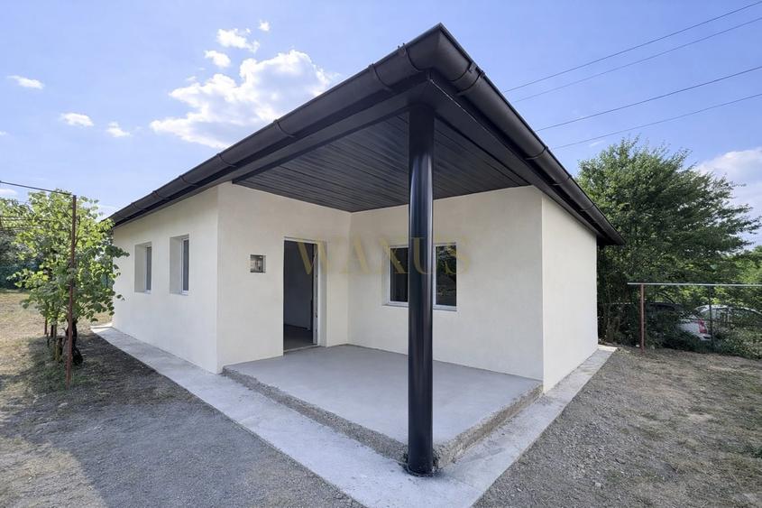 Casă individuală cu 3 camere cu Canalizare în Mărăști