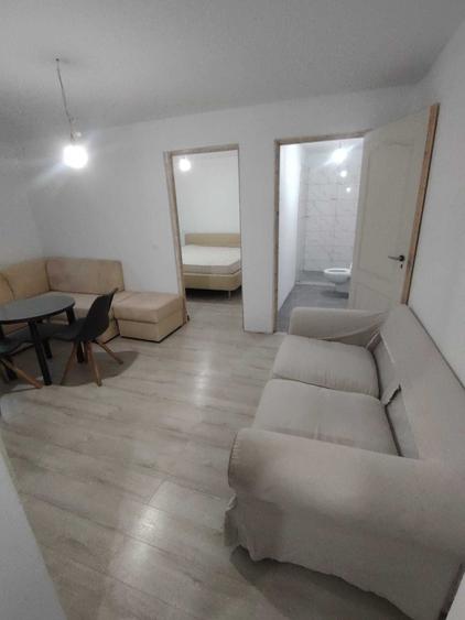 Apartament cu 2 camere semidecomandat în Exterior Vest