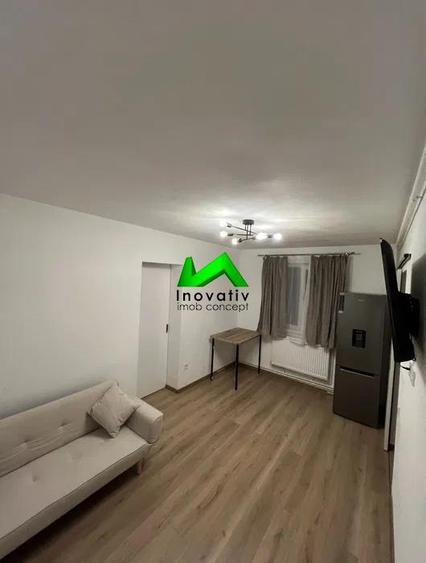 Apartament cu 3 camere semidecomandat, mobilat în Țiglari