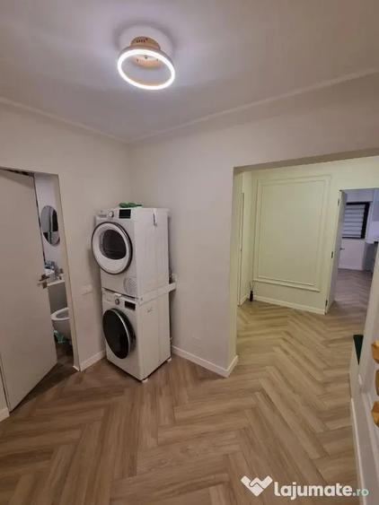 Apartament cu 3 camere decomandat, mobilat în Faleza Nord