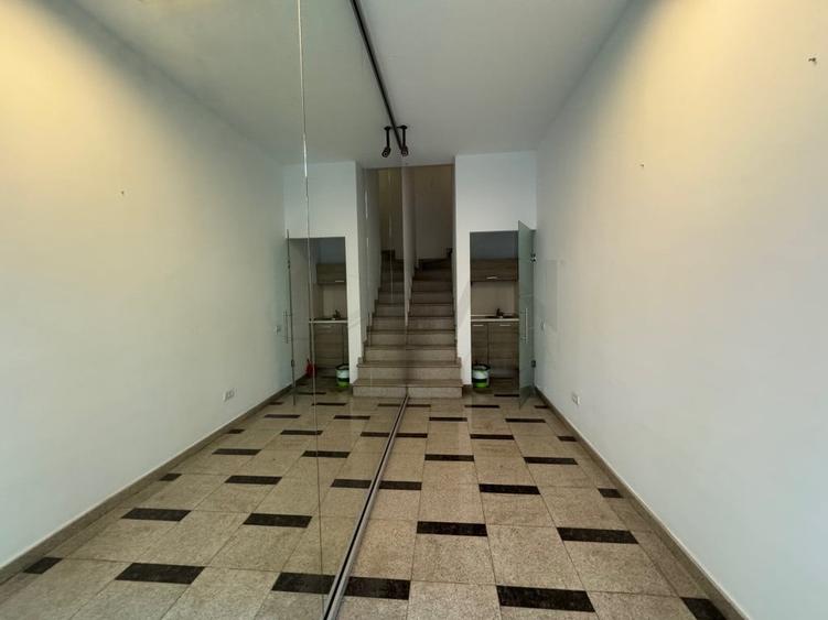 Spațiu comercial, de 32 mp, în Centrul Istoric