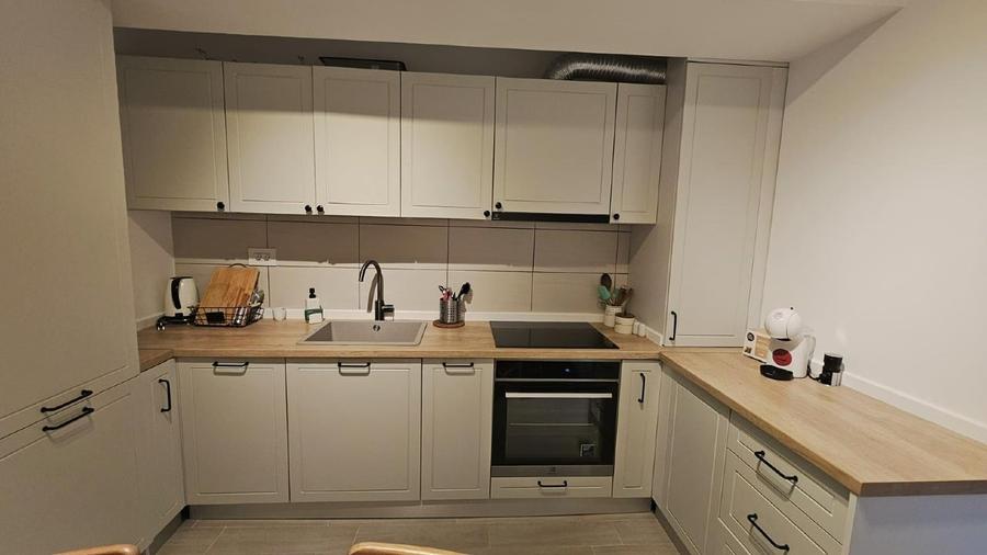 Apartament cu 2 camere decomandat, mobilat în Theodor Pallady