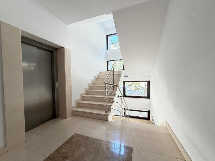 Inchiriere 3 camere Kiseleff | Living 60 mp | Terasa | Garaj | 3 bai - 15