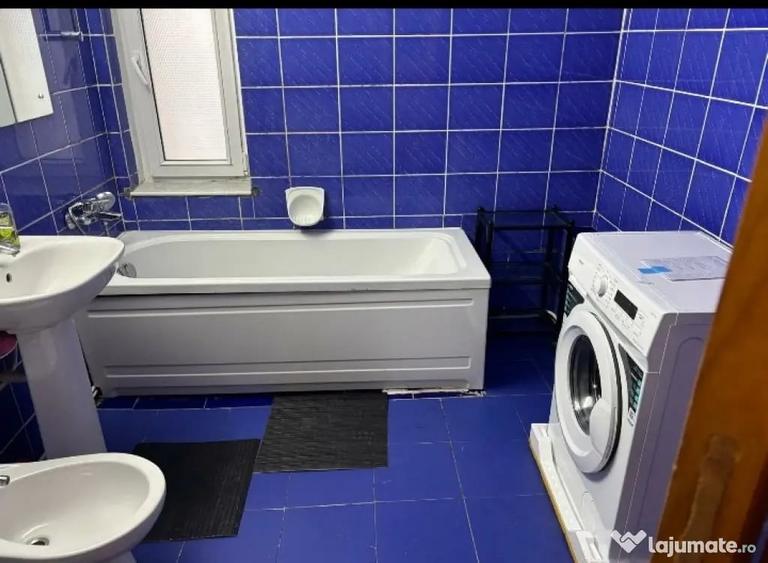 Apartament cu 3 camere decomandat în Obcini
