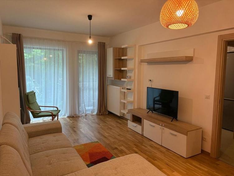 Apartament cu 2 camere decomandat în Central