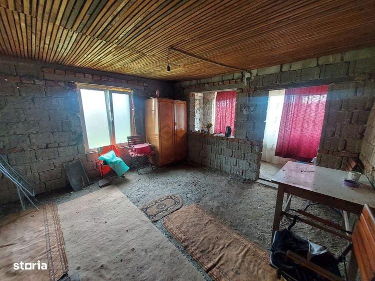 Casa de terminat in Bascov-Valea Ursului/strada Salcamilor - 4