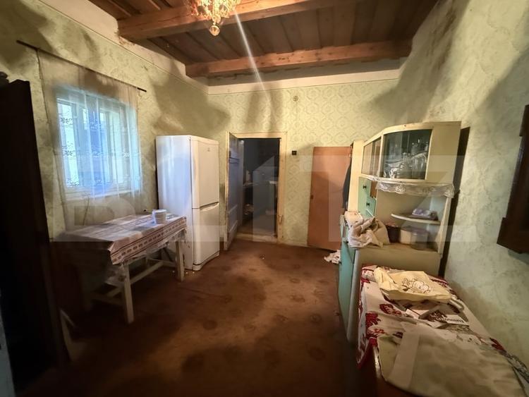 Casă individuală cu 2 camere cu Teren 2300 Mp în Doba