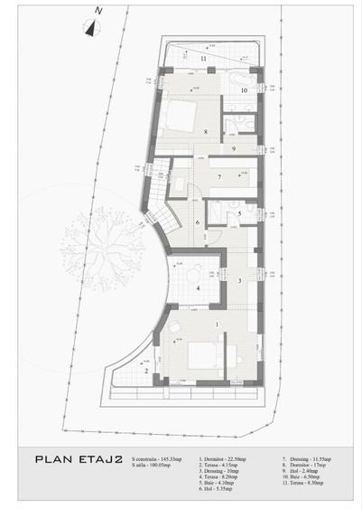 Apartament cu 4 camere decomandat în Central