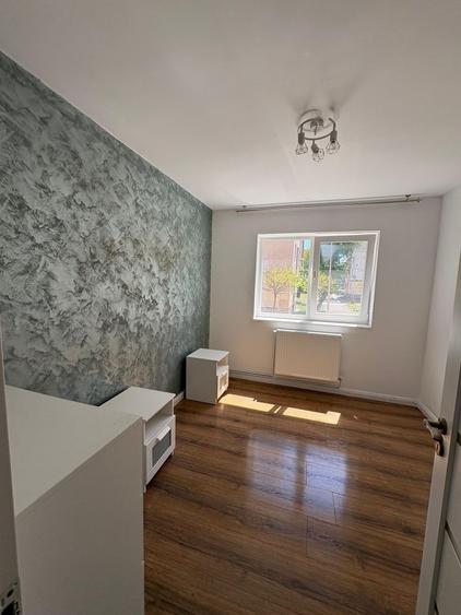Apartament 3 camere de vanzare str Toamnei - 4