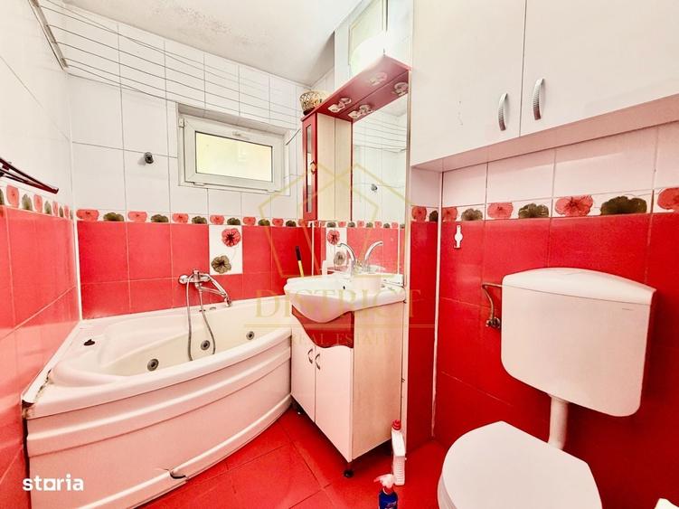 Apartament cu 2 camere semidecomandat în Complex Studențesc