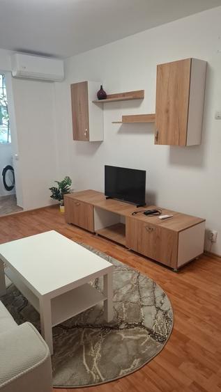 Apartament cu 2 camere decomandat, mobilat în Lacul Tei