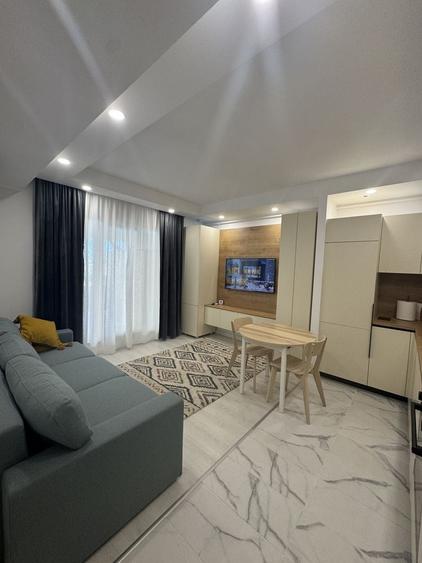 Apartament cu 2 camere decomandat în Tunari