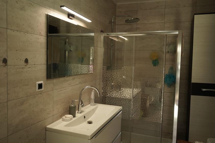 Casă cu 4 camere cu Teren 1700 Mp în Beriu