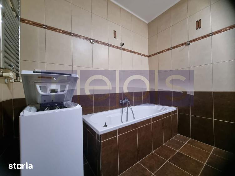 Apartament cu 3 camere decomandat în Vitan