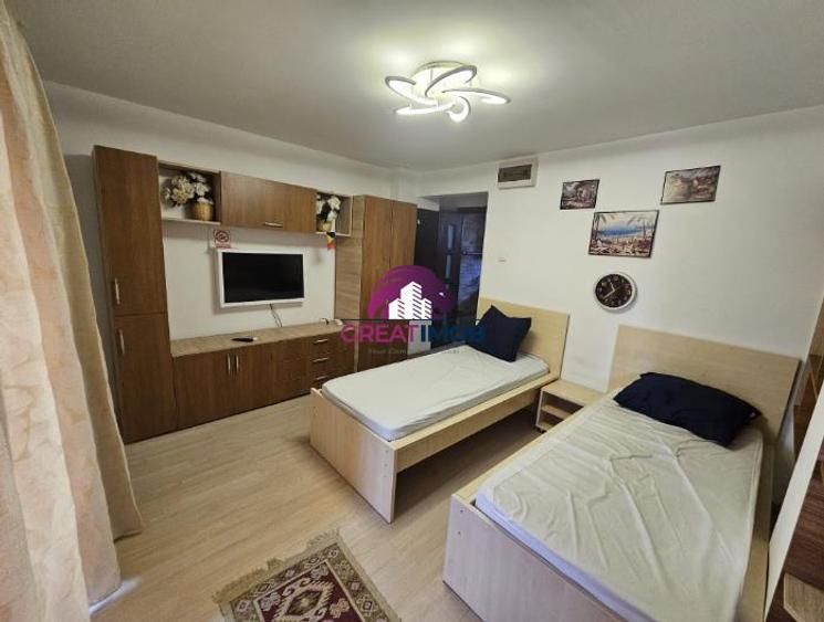 Garsonieră decomandată în Morarilor