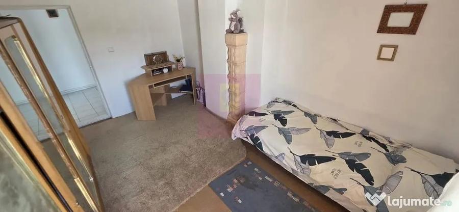 Casa cu 4 camere de vanzare in Campina - 12
