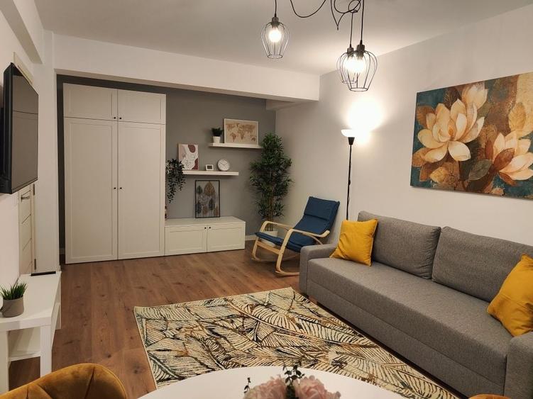 Apartament cu 2 camere decomandat în Cug