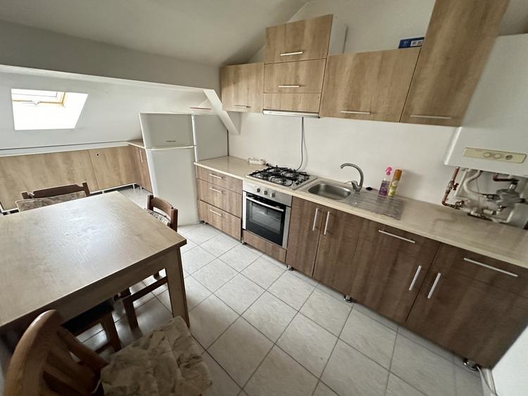 Apartament cu 3 camere în Tilișca
