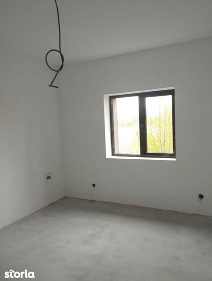 SE VINDE CASA IN CALUGARENI 5 camere, teren 600mp - 7
