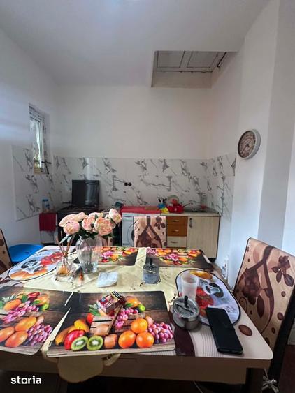 Casă cu 2 camere decomandat cu Teren 198 Mp în Semicentral