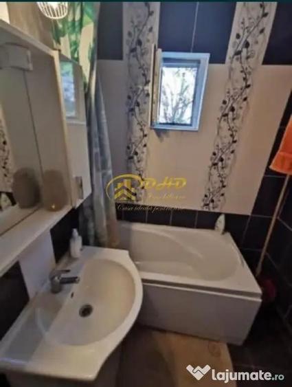 Apartament cu 3 camere decomandat în Păcurari
