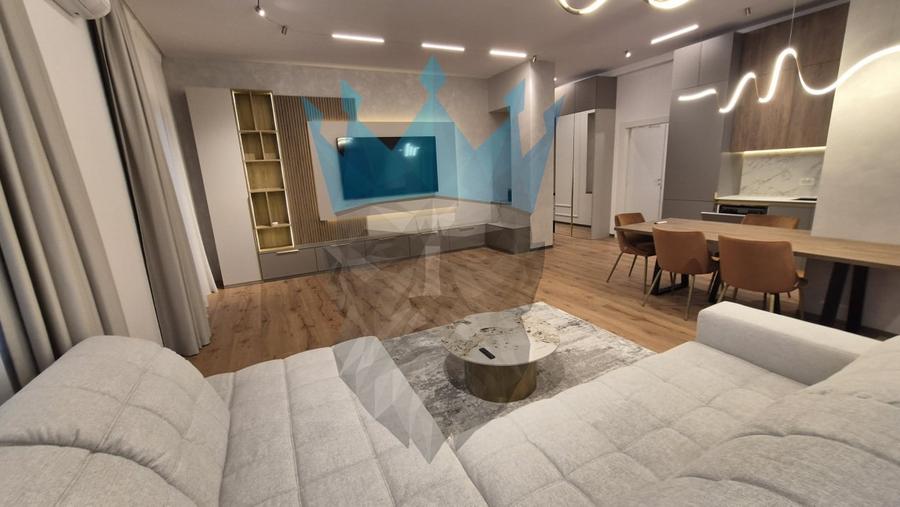 Apartament cu 4 camere decomandat, mobilat în Tunari