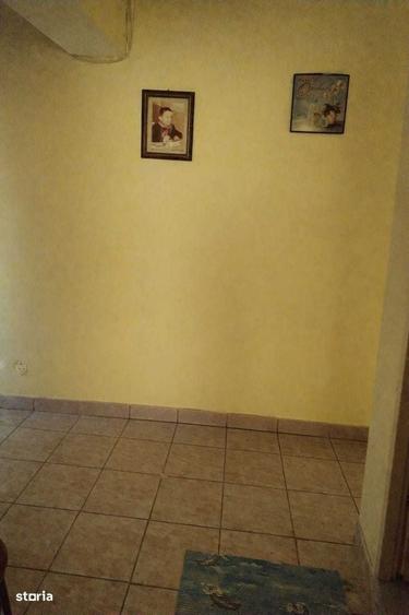 Apartament cu 4 camere decomandat în Berceni — fotografia 3