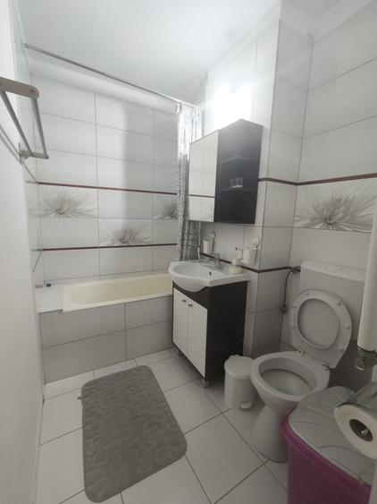 Apartament cu 2 camere decomandat în Dristor