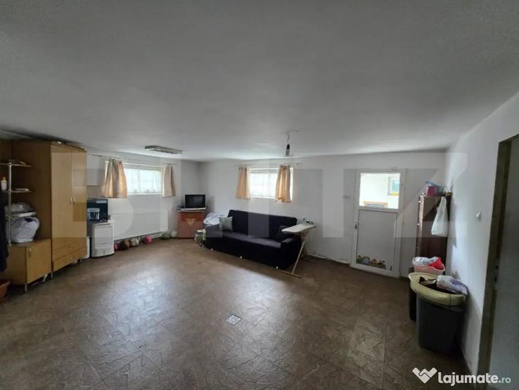 Casa D+P+E, pe Aleea Trifoiului, zona linistita! - 2