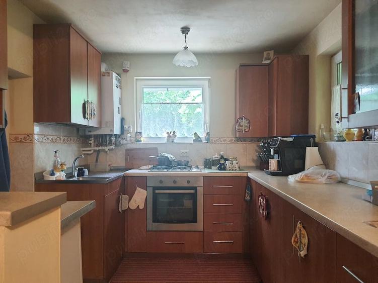 Casă cu Teren 3000 Mp în Biled