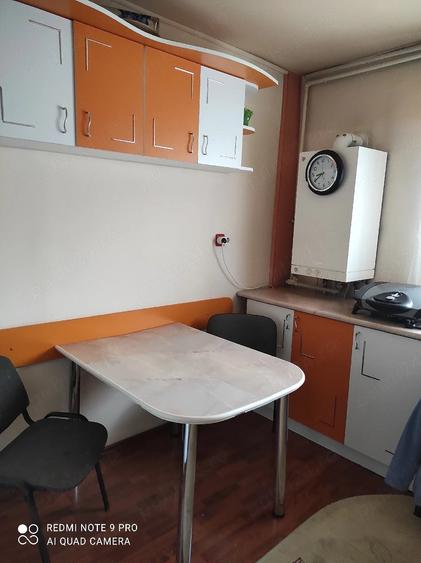 Apartament cu 2 camere decomandat în 22 Decembrie