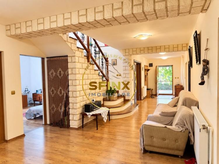 Casă individuală cu 5 camere cu Garaj în Corbeanca
