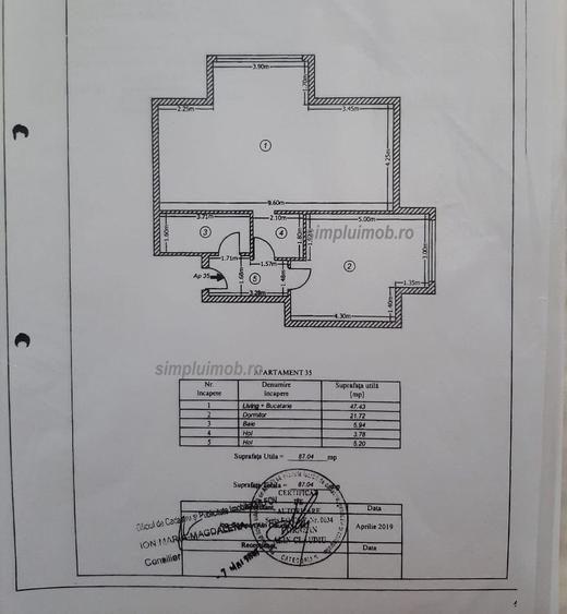 Apartament cu 2 camere decomandat, mobilat în Central
