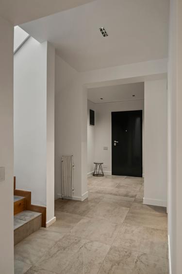 Casă cu 5 camere cu Teren 350 Mp în Pipera