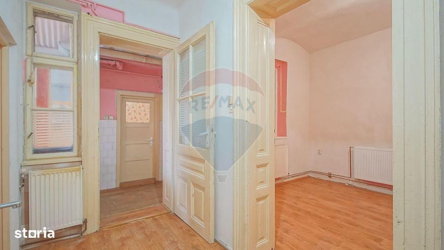 Casă cu 3 camere cu Teren 149 Mp în Centrul Istoric
