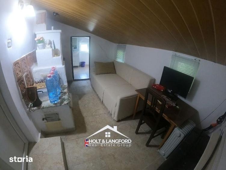 Casă cu 3 camere cu Teren 1492 Mp în Vadu Săpat