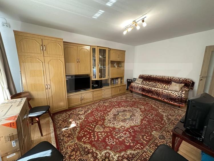 Apartament cu 2 camere decomandat, mobilat în 1 Mai
