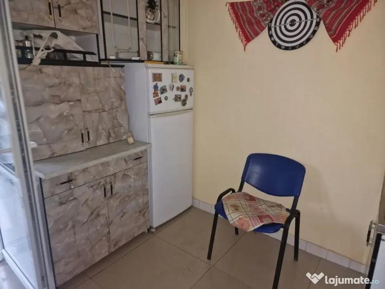 Casă cu 3 camere cu Teren 2100 Mp în Lunca