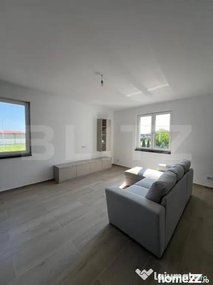 Apartament cu 3 camere decomandat în Mărtinești