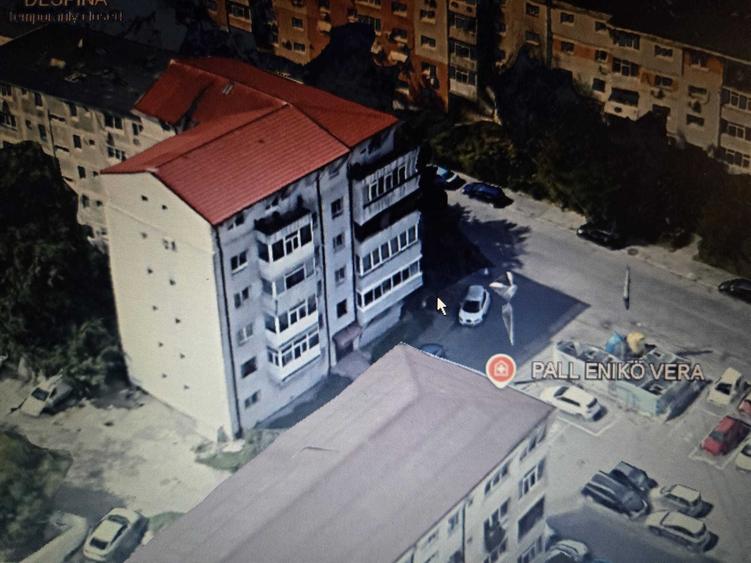 Garsonieră decomandată în Central