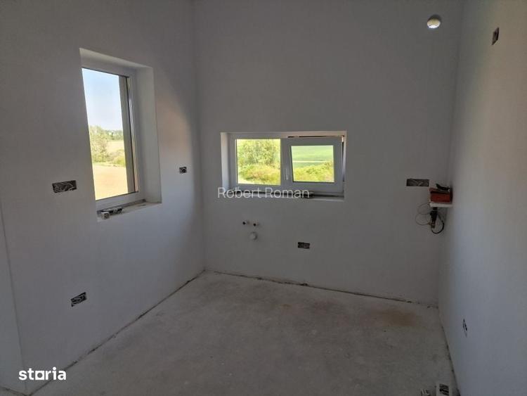 Apartament cu 3 camere de vanzare in Bucovat