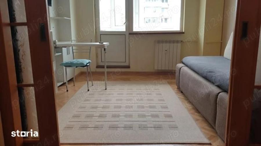 Apartament cu 3 camere decomandat în Ferentari