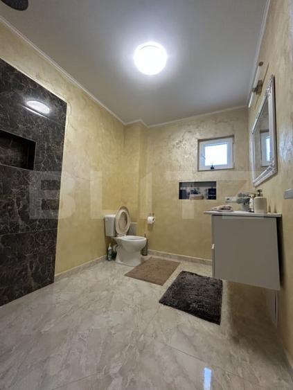Casă cu 5 camere cu Teren 700 Mp în Mintiu Gherlii